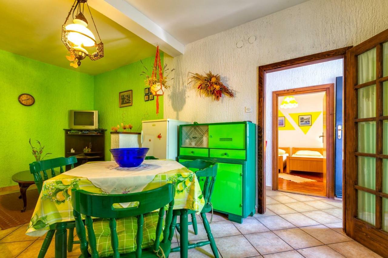 Apartments Nona, Miholascica Εξωτερικό φωτογραφία